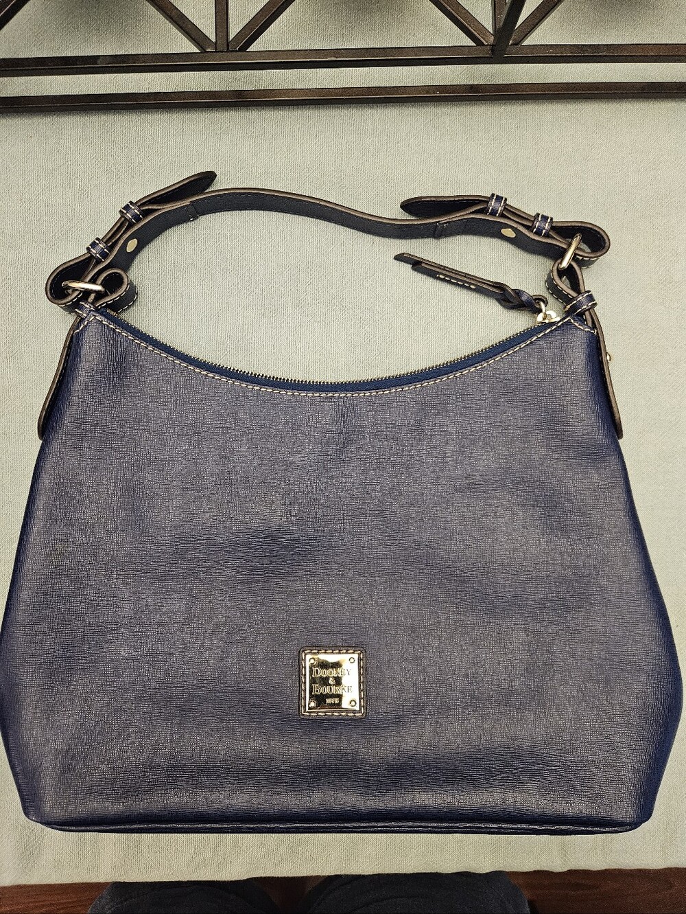 EUC Dooney & Bourke Navy Saffiano Leather Shoulder Bag